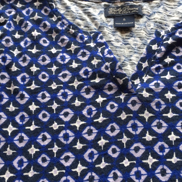 Lucky Brand top - Picture 6 of 8